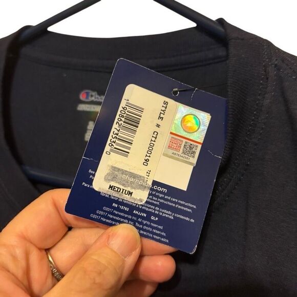 Robert Morris University Colonials Dad Size Medium Champion T-Shirt *New* - Picture 5 of 6